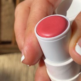 Lip & Cheek Bloom. 2 in 1 Natural Lipstick (Color: Ginger)